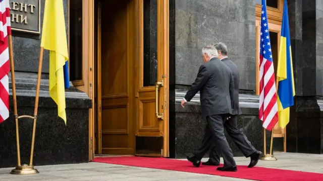 Порошенко і Тіллерсон