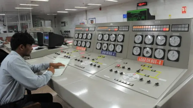 કેવડિયામાં નર્મદા વીજ ઉત્પાદન મથકના કંટ્રોલરૂમની તસવીર