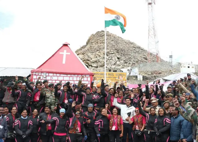 બાઇકિંગ ક્વિન્સ