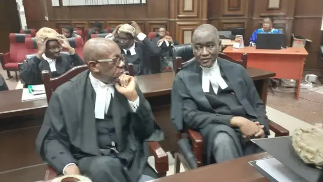 Awọn agbẹjọro Sanusi nile ẹjọ