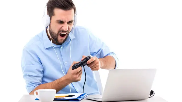 Лучшее время для игры: период спада вашей производительности. Но выбирайте новые, мобильные игры