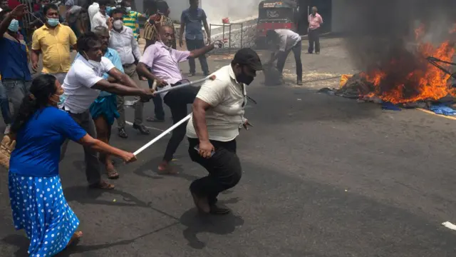 இலங்கை - போராட்டம்