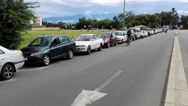 Umurindi w'imodoka zunguruza abaja hagati mu gihugu waragabanutse cane.