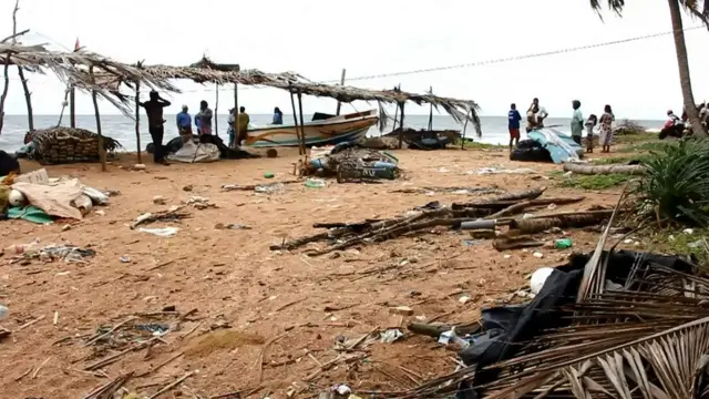 පාලුවට ගිය තොටුපොළ