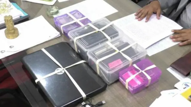 કાર્ડ, લેપટૉપ