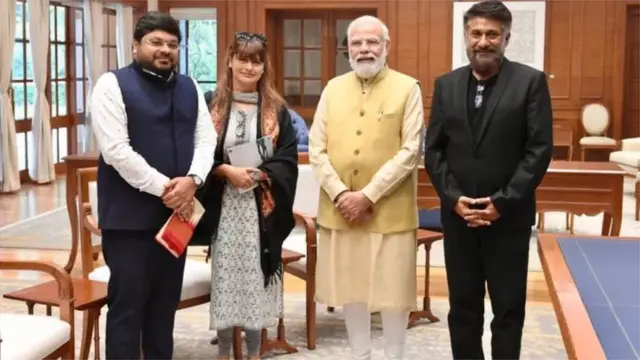 ప్రధానితో కశ్మీర్ ఫైల్స్ చిత్ర బృందం