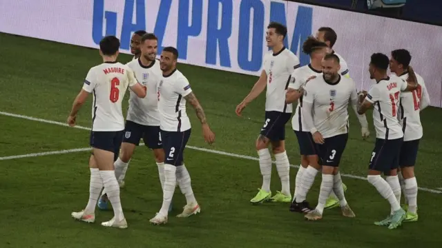 Anh sẽ gặp Đan Mạch trong hai trận bán kết tại Wembley vào thứ Tư.