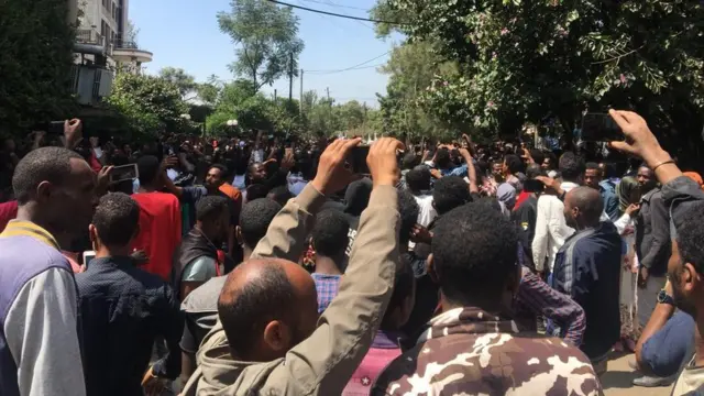 ኣብ ጥቓ መንበሪ ገዛ ጃዋር ዘሎ ኩነታት