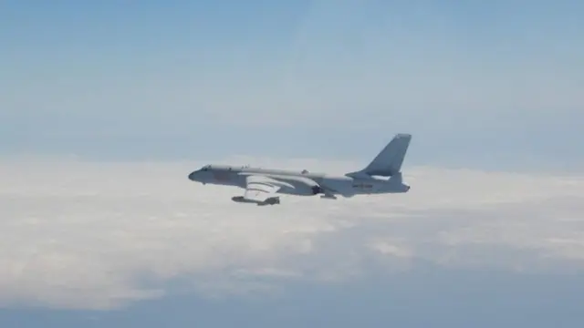китайський бомбардувальник