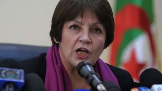 Nouria Benghebrit, Algérie