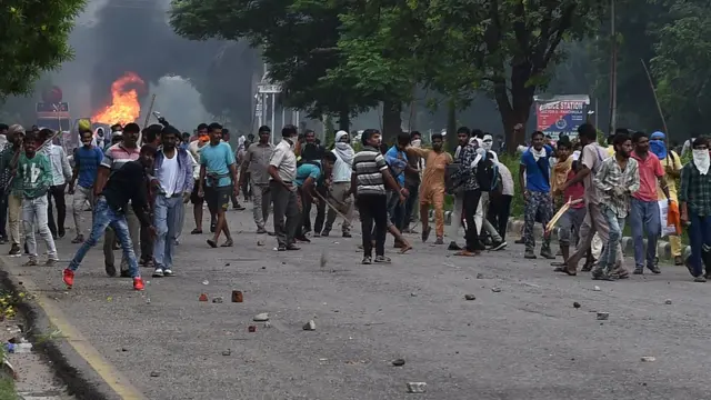 வன்முறை