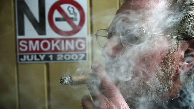 स्मोकिंग