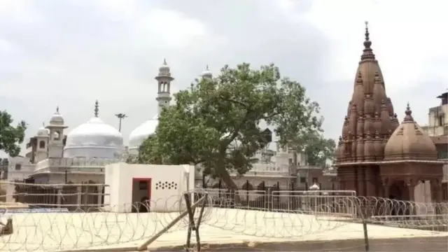 મંદિર અને મસ્જિદ