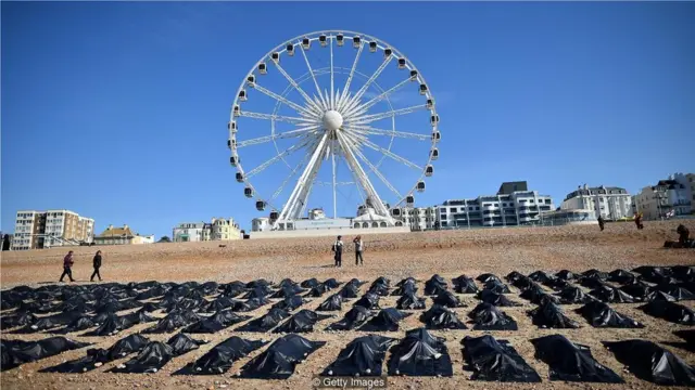 如果爆發一場致命的流行病，如何處理數千萬具屍體將成為一個巨大的難題。