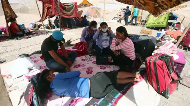 Bolivianos