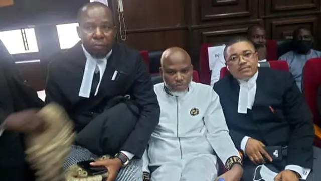 Nnamdi Kanu na ndị ọkaiwu ya