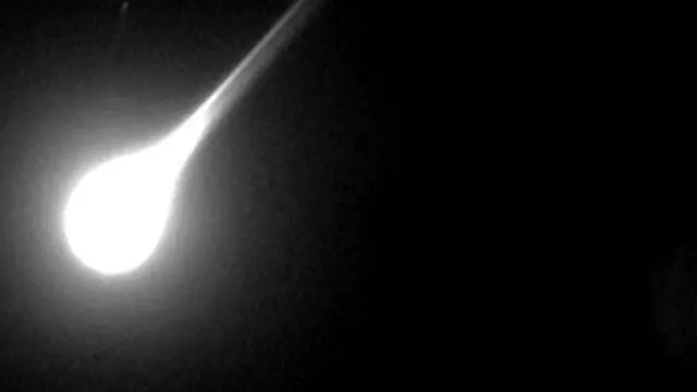 meteor, tabrakan, dinosaurus