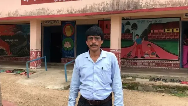 मनोरंजन मुर्मू, ऊपरबेडा माध्यमिक शाळेचे मुख्याध्यापक