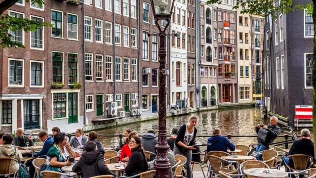 "В Нидерландах каждый имеет право говорить то, что думает", - пишет Бен Коутс, автор книги "Почему голландцы - другие"