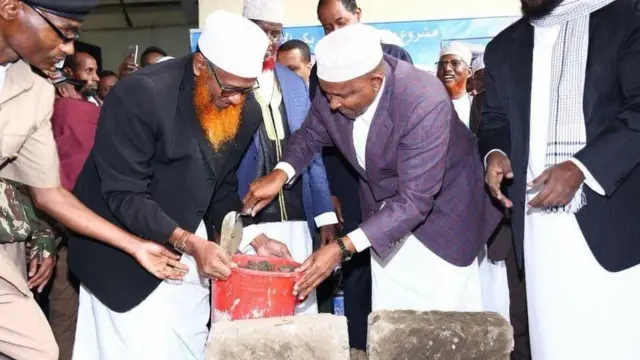 Dhagaxdhigga dhismaha masaajidka