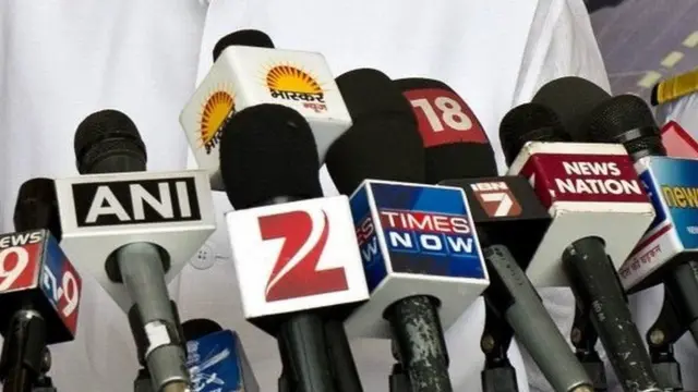 મીડિયાની ભૂમિકા પર સવાલ