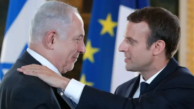 इमैनुएल मैक्रों के साथ बेन्यामिन नेतन्याहू