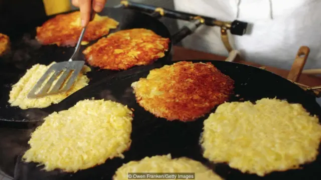 yahudi, israel, makanan tradisional, zionis, latkes, pancake kentang