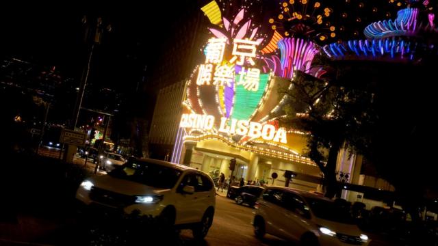 葡京賭場正門（BBC中文資料圖片）