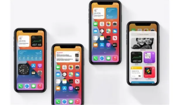 تظهر الأدوات على الشاشة الرئيسة لنظام تشغيل آبل كما يحدث مع مستخدمي نظام آندرويد