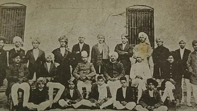 Bhagat Singh : fourth from right