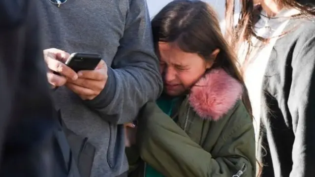 Many eyewitness dey weak for wetin happen. Police advise people make dem avoid di area as major emergency service operation dey go on