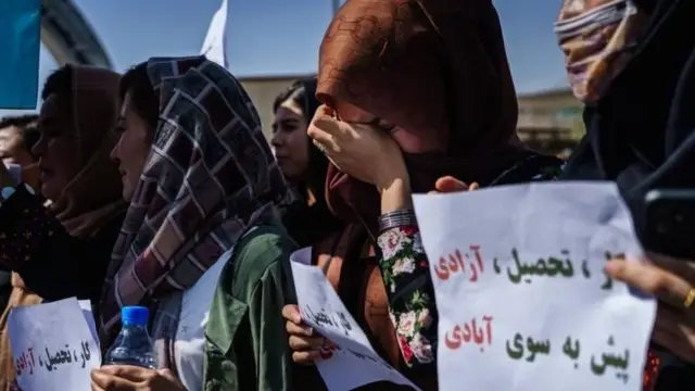 افغان ښځې