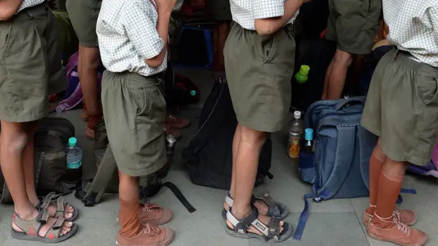 स्कूली बच्चे