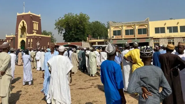 Sani Dangote burial pictures: Aliko Dangote brother funeral for Kano