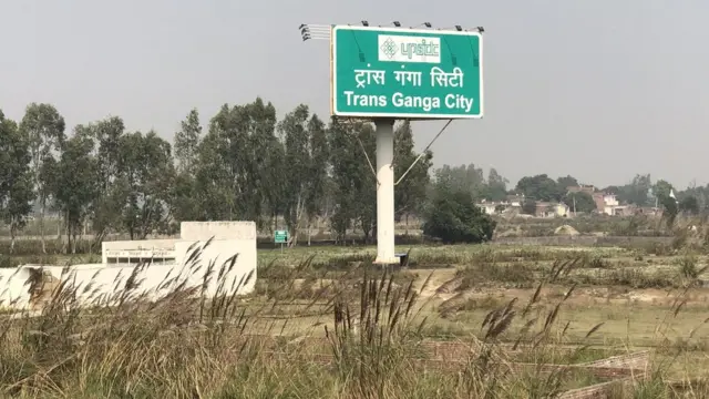 उन्नाव, किसानों पर लाठीचार्ज