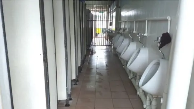 మూత్రశాలలు