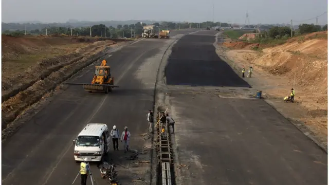 এক্সপ্রেসওয়ে