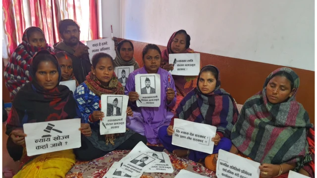 आन्दोलनकारीहरू।