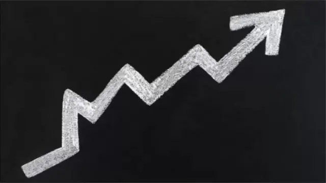 যুক্তরাষ্ট্র থেকে পাকিস্তান, ইটালি থেকে জার্মানি - দেশে দেশ জিনিসপত্রের দাম লাগাম ছাড়িয়ে যাচ্ছে।