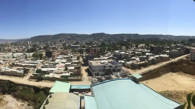 Magaalo madaxda Tigray ee Mekelle waxa ku nool 500,000 oo qof