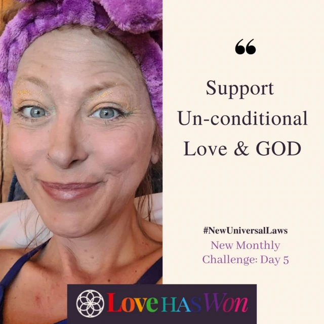 منشور عن صفحة الحب انتصر على فيسبوك يتضمن صورة ايمي كارلسون