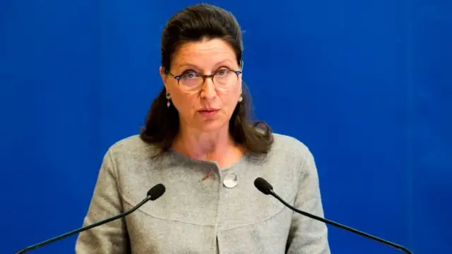 फ्रांस की स्वास्थ्य मंत्री एग्नेस बुज़ेन
