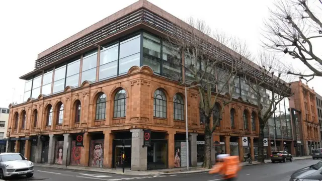 Edificio en la avenida Sloane, Londres