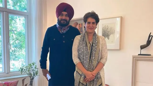 ਪ੍ਰਿਅੰਕਾ ਗਾਂਧੀ ਅਤੇ ਸਿੱਧੂ