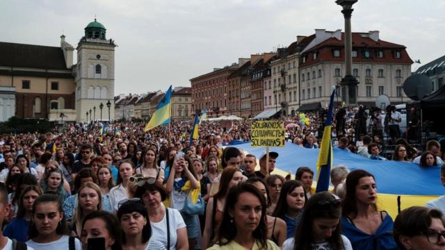 Мітинг у центрі Варшави на День Незалежності України