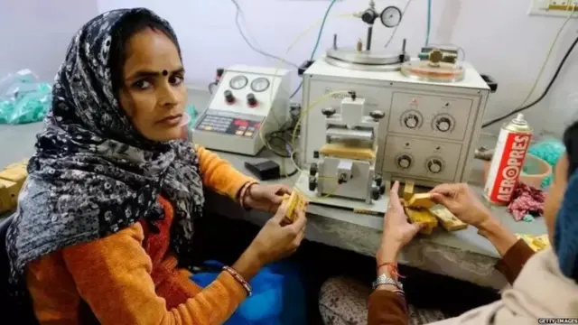 પ્રતીકાત્મક તસવીર