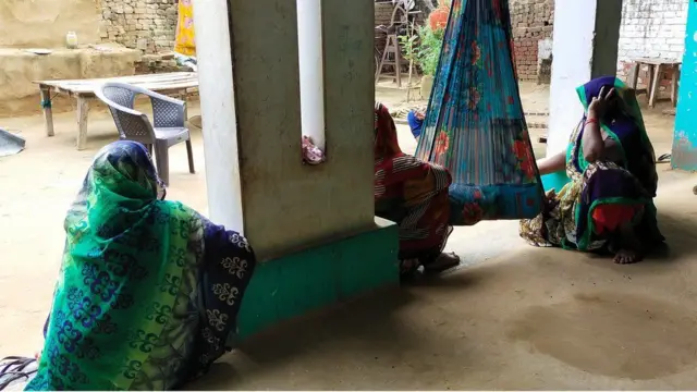 હાથરસ દુષ્કર્મ પીડિતાનો પરિવાર