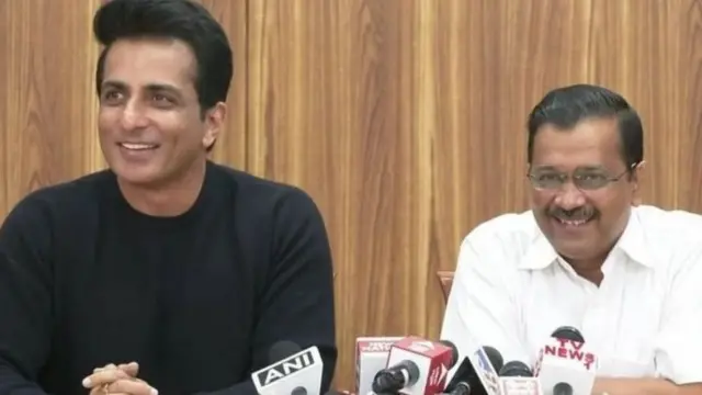 सोनू सूद अरविंद केजरीवाल