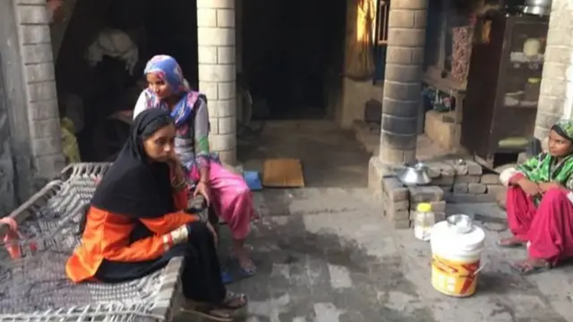 अख्तर यांचं घर