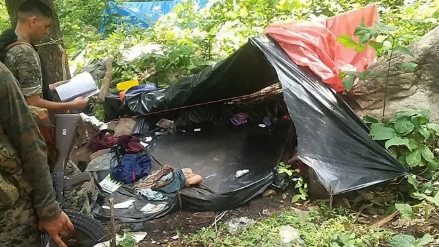 માઓવાદીઓના કેમ્પની તસવીર